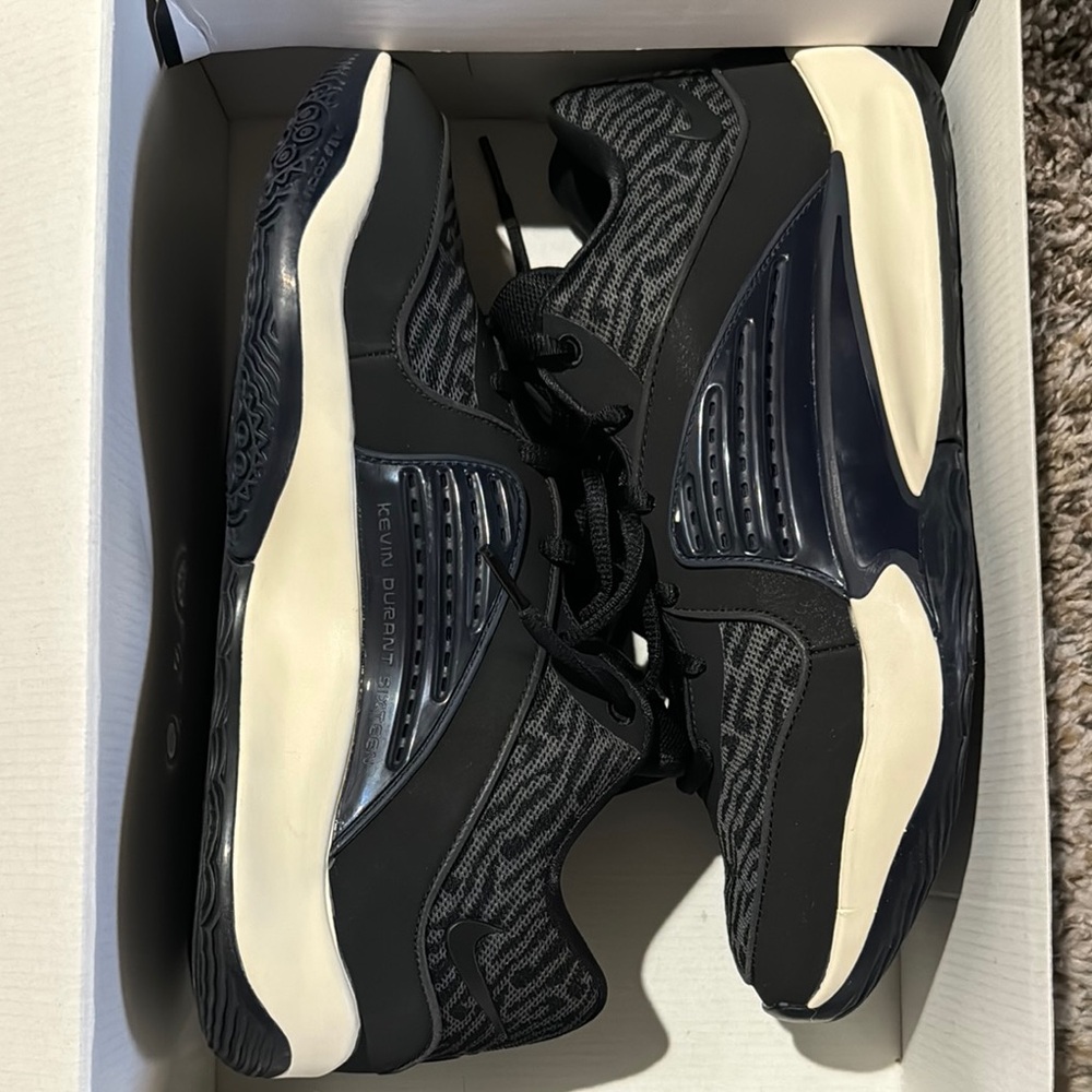 Nike KD16 Boardroom